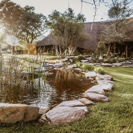 Okapuka Safari Lodge Windhoek Exterior foto